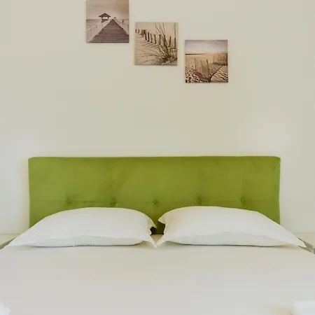 Casa Erty Quarto em Acomodações Particulares