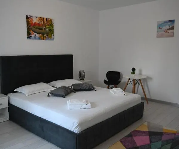 Casa Erty Quarto em Acomodações Particulares *